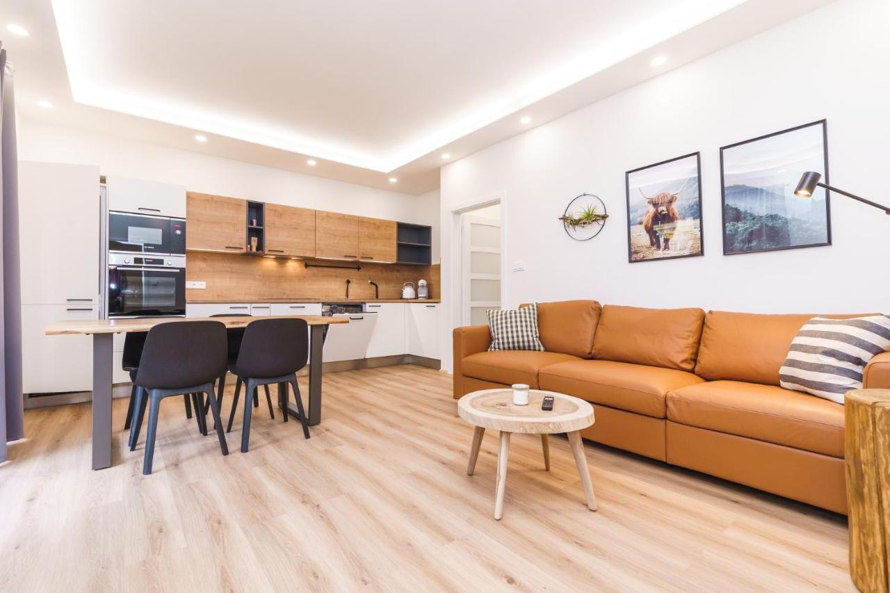 Apartman Ski Plesivec 阿贝尔塔米 外观 照片