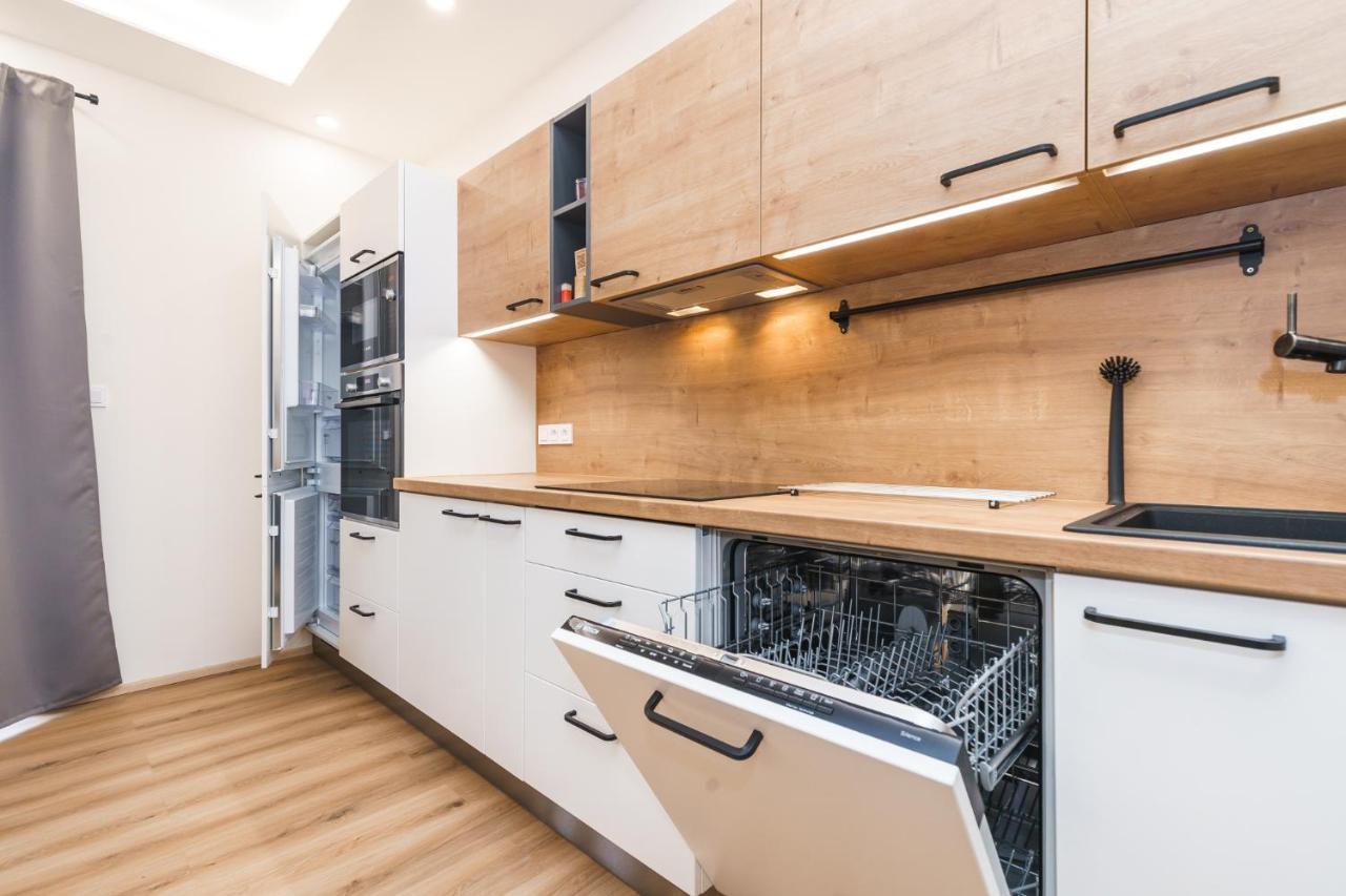 Apartman Ski Plesivec 阿贝尔塔米 外观 照片